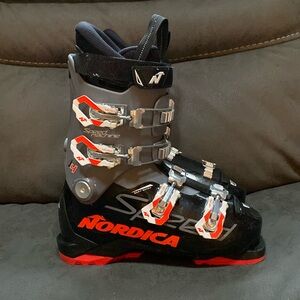 Nordica Speed J4 Ski Boots Size 24-24.5
